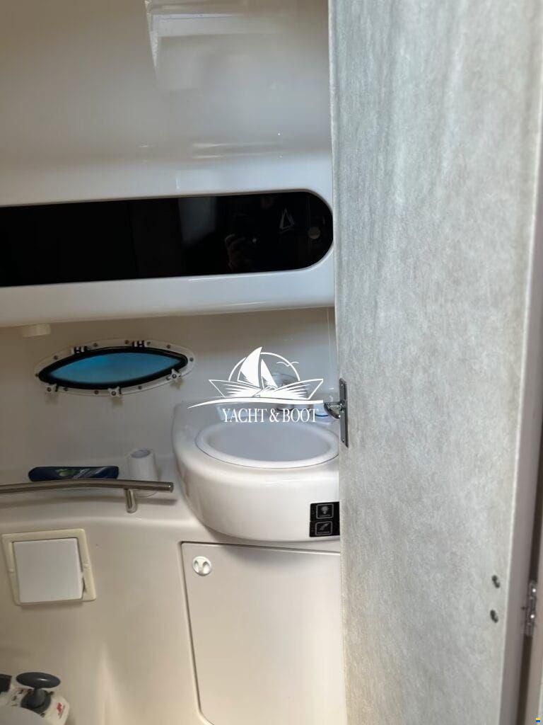 Bayliner 3055