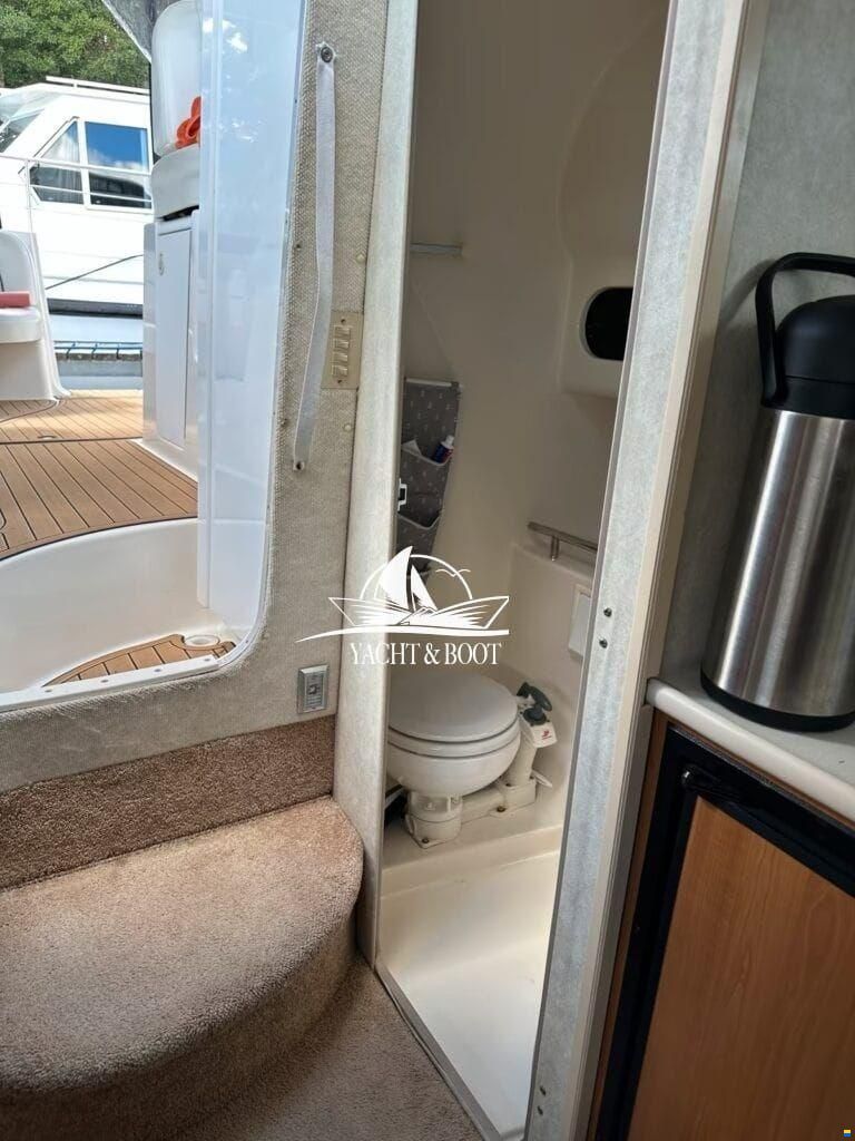 Bayliner 3055