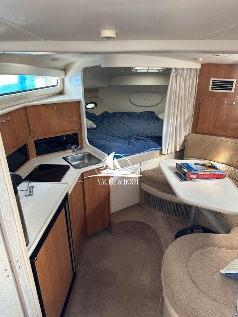 Bayliner 3055