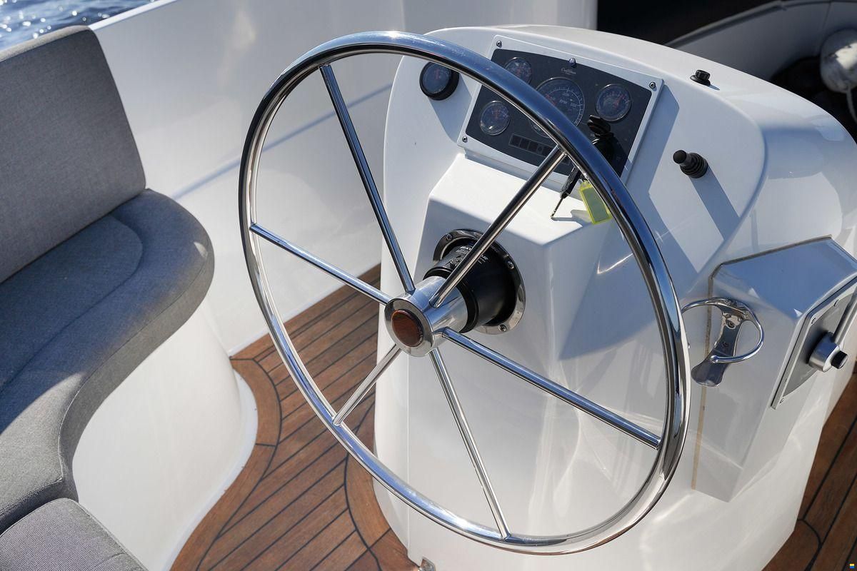 Riviera 24