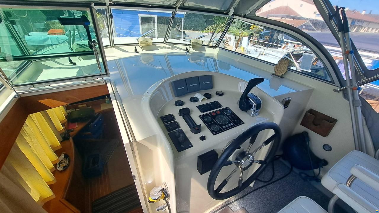 Aquanaut Privilege 1250 AK