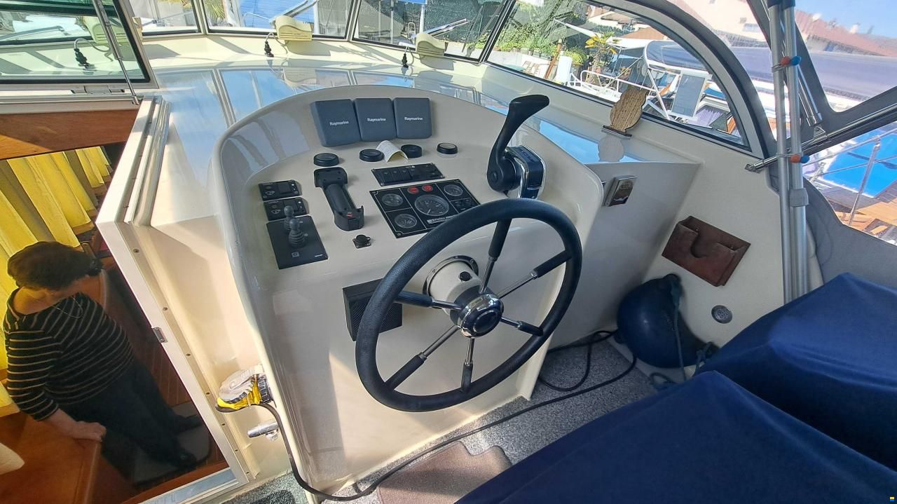 Aquanaut Privilege 1250 AK