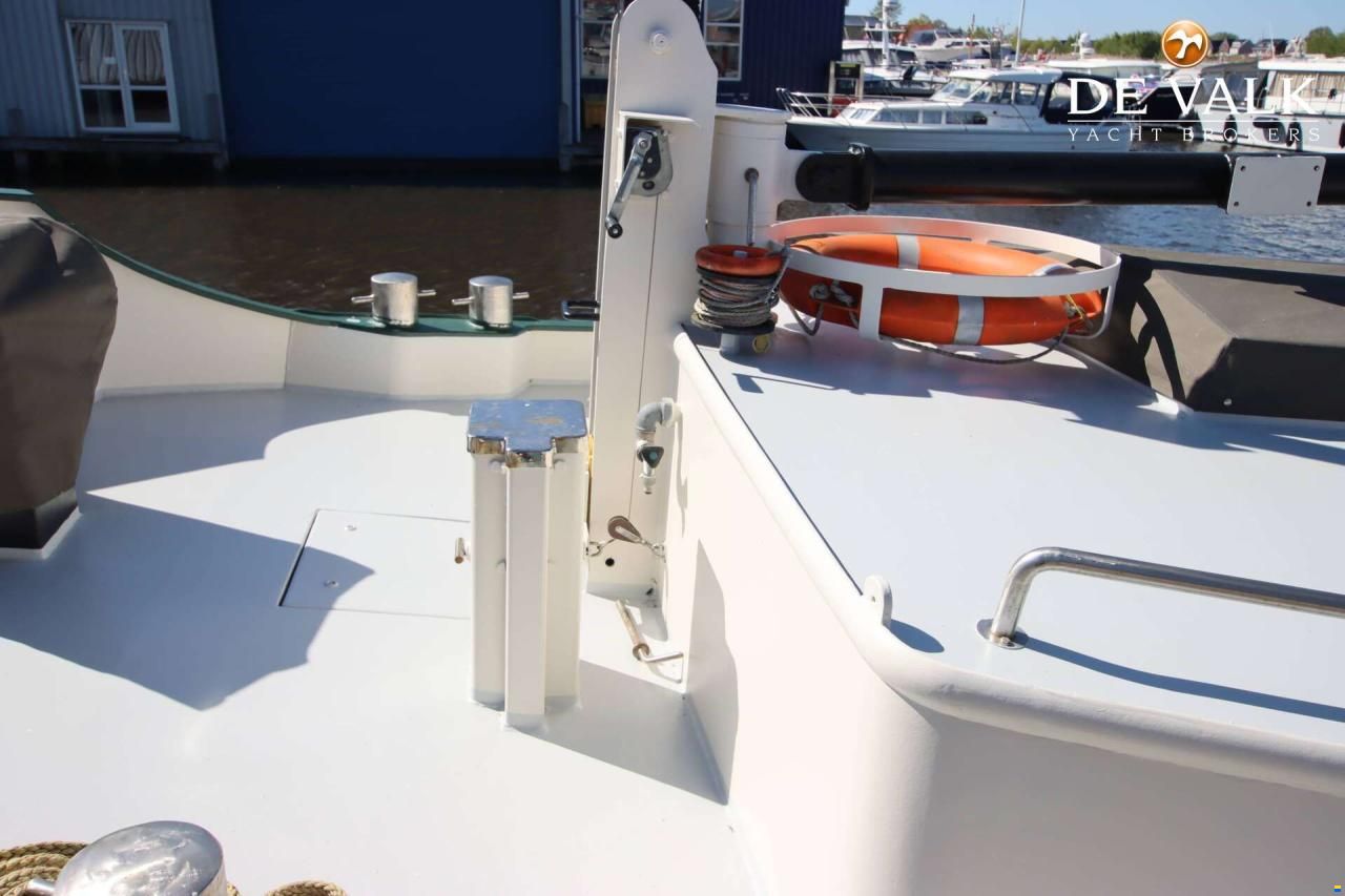 Luxe motor 22 m