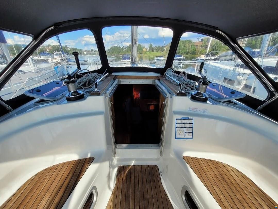Bavaria 38Cruiser