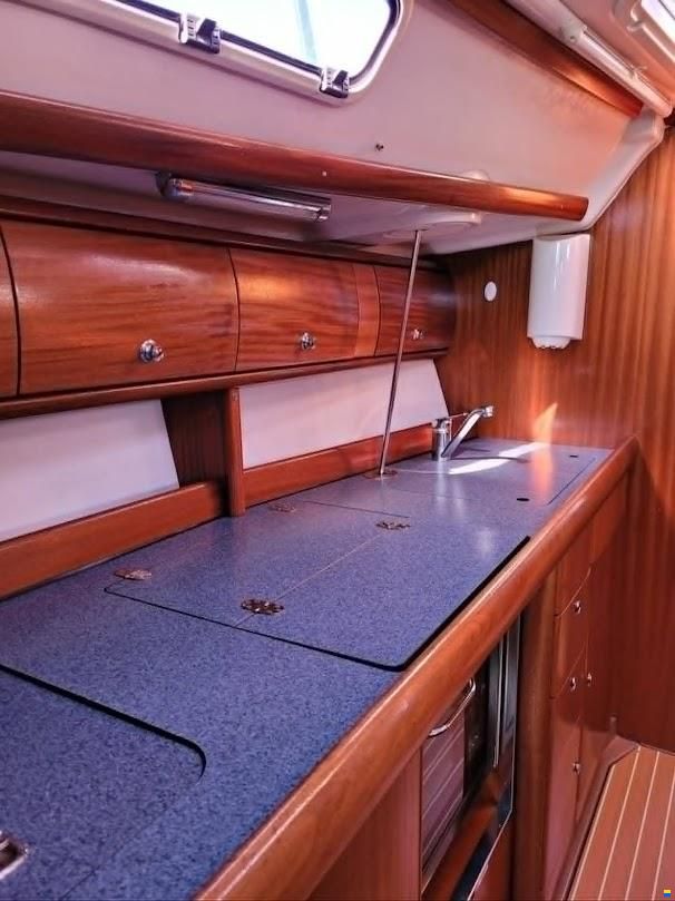 Bavaria 38Cruiser