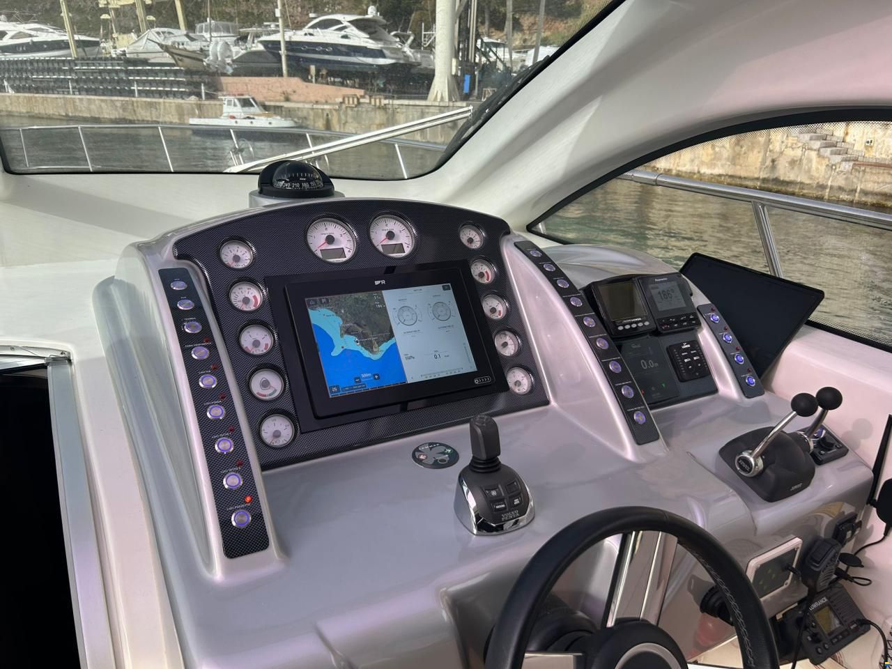 Airon Marine 4300 t-top