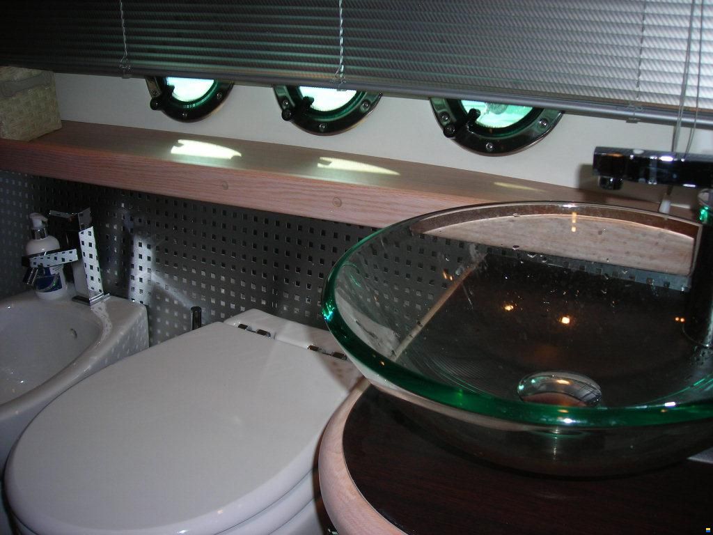Airon Marine 4300 t-top