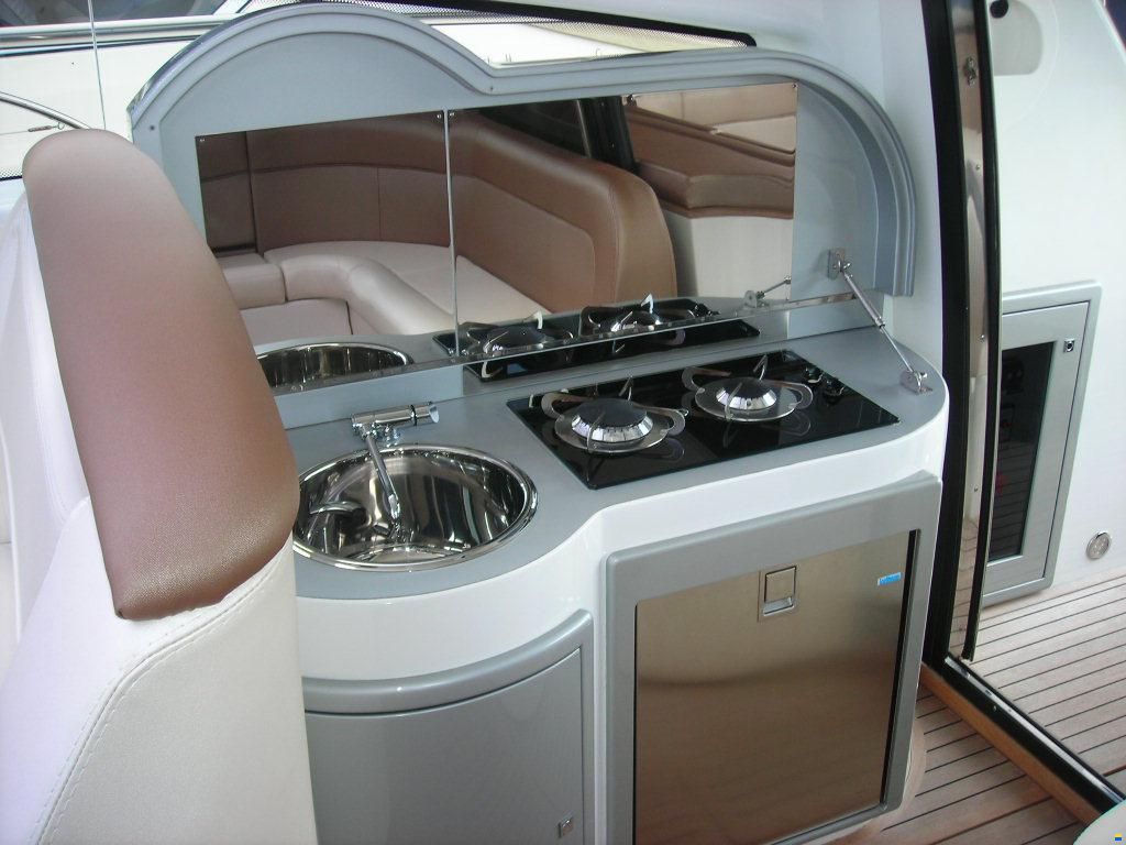 Airon Marine 4300 t-top