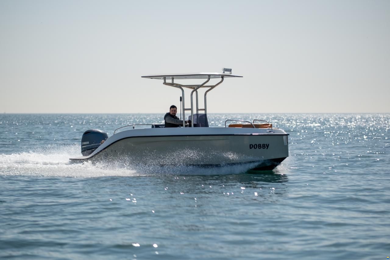 Bey Yacht B18