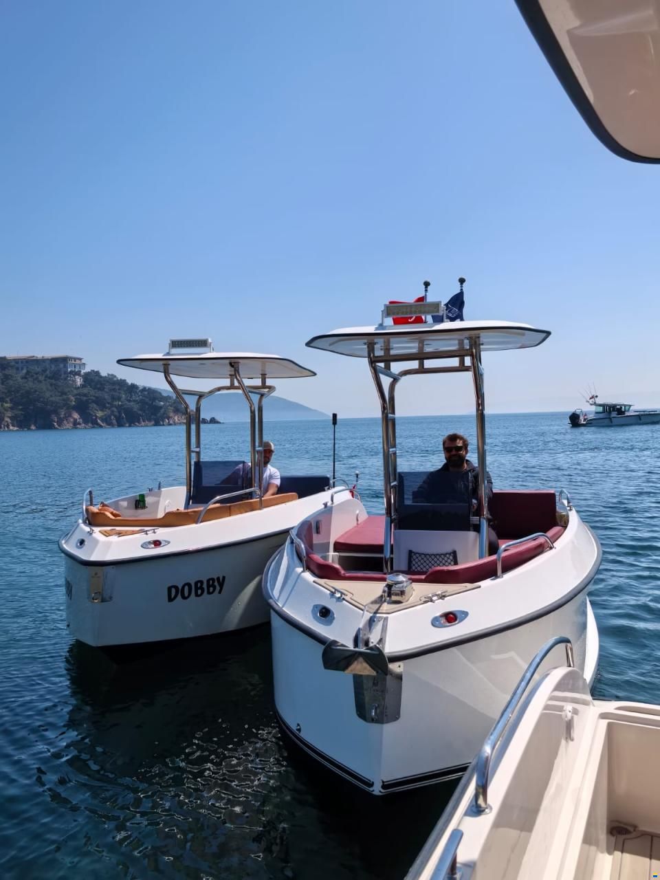 Bey Yacht B18