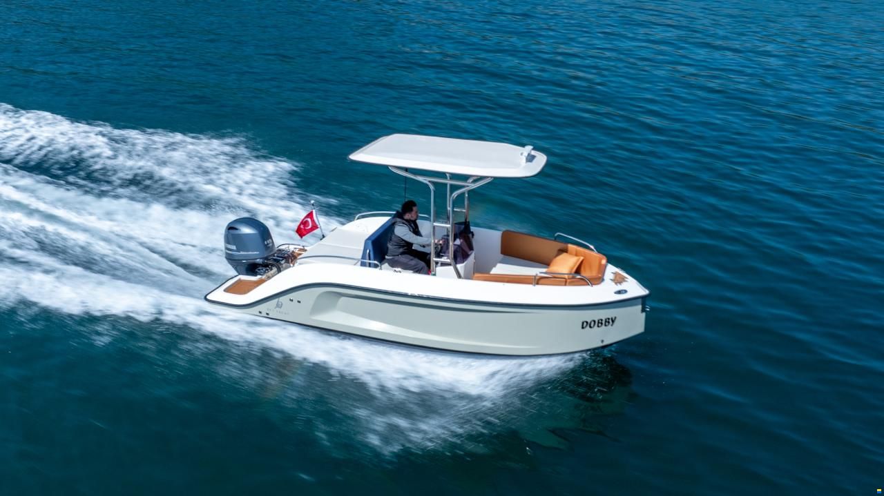 Bey Yacht B18