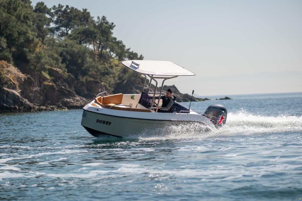 Bey Yacht B18
