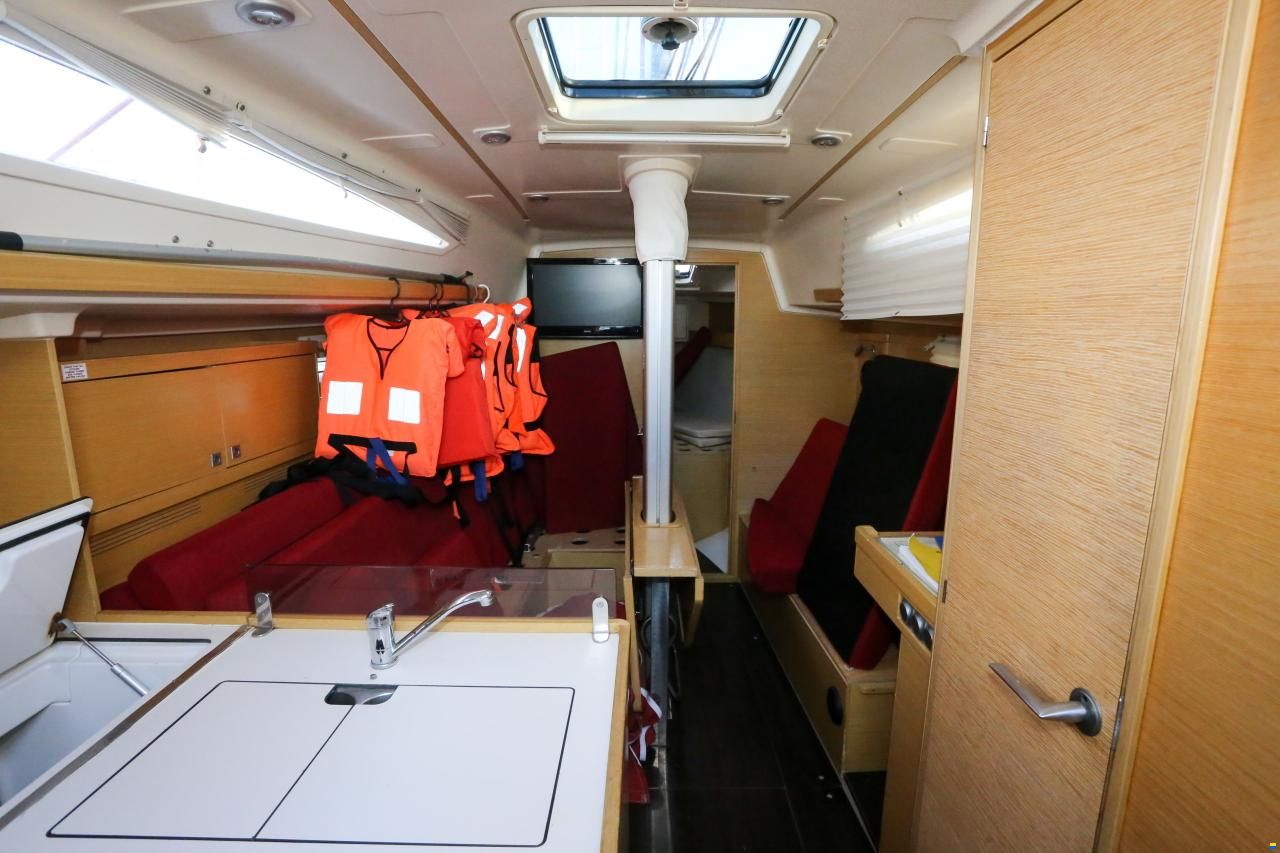 Elan 350