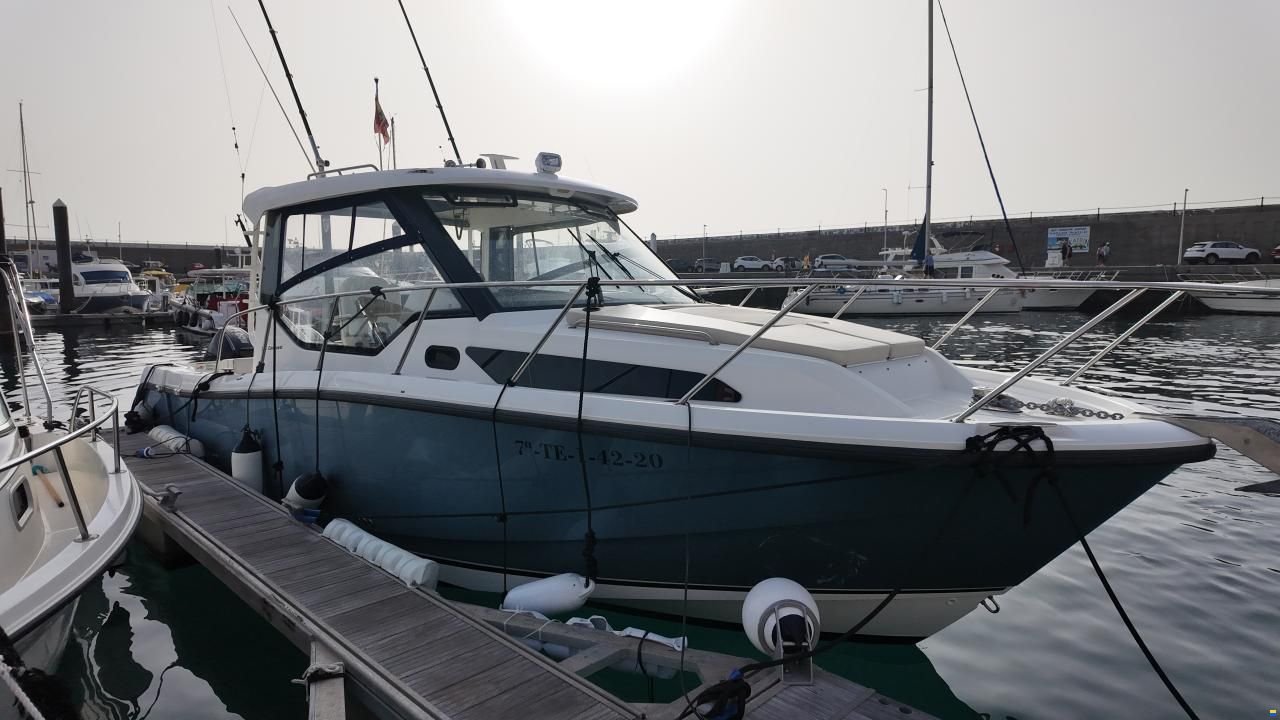 Boston Whaler Conquest 325