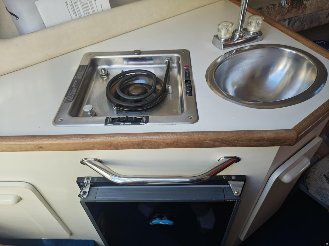Sea Ray 230 DA LTD
