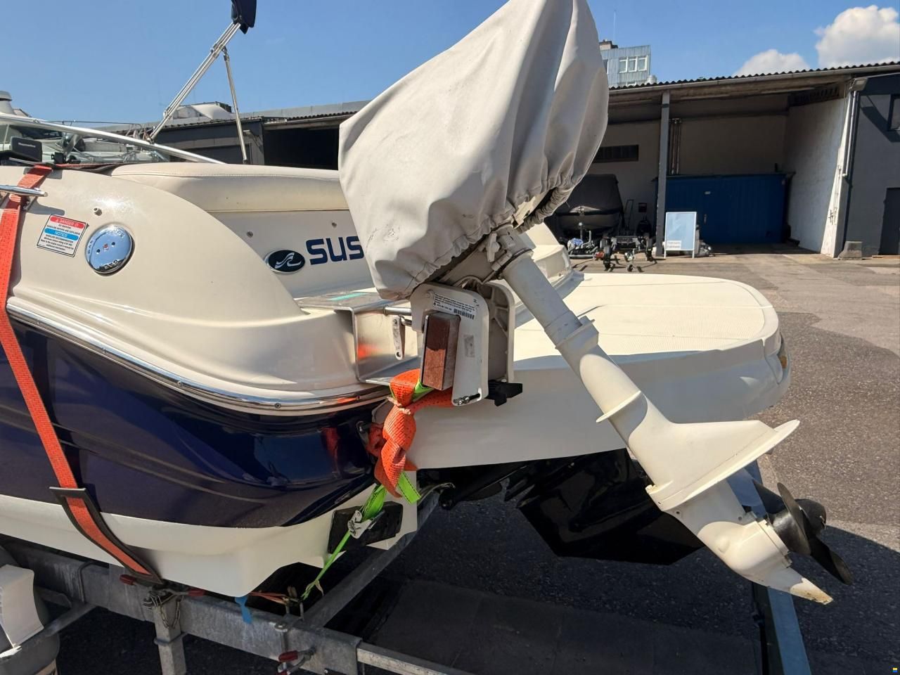Sea Ray 210 Overnighter