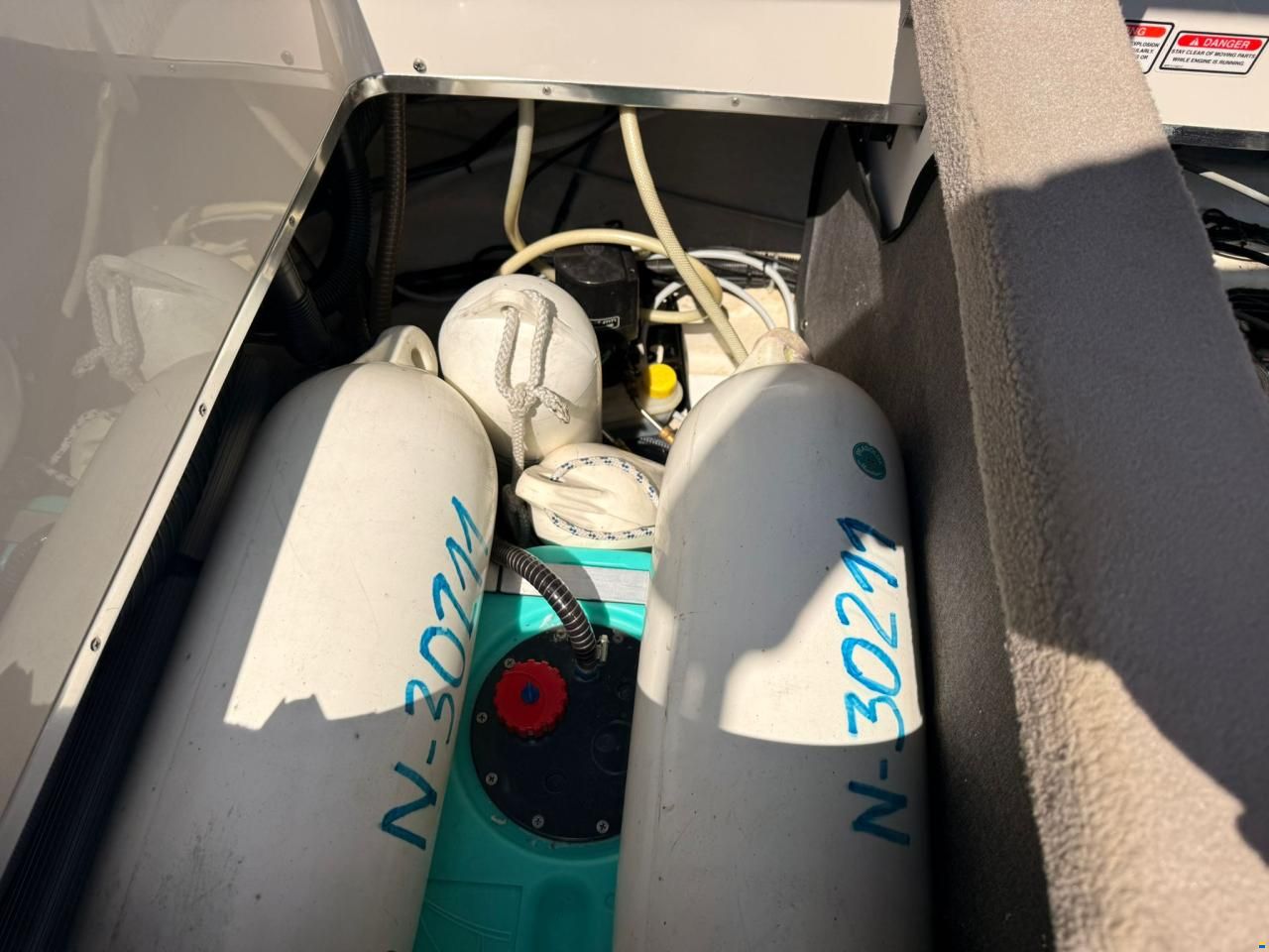 Sea Ray 210 Overnighter