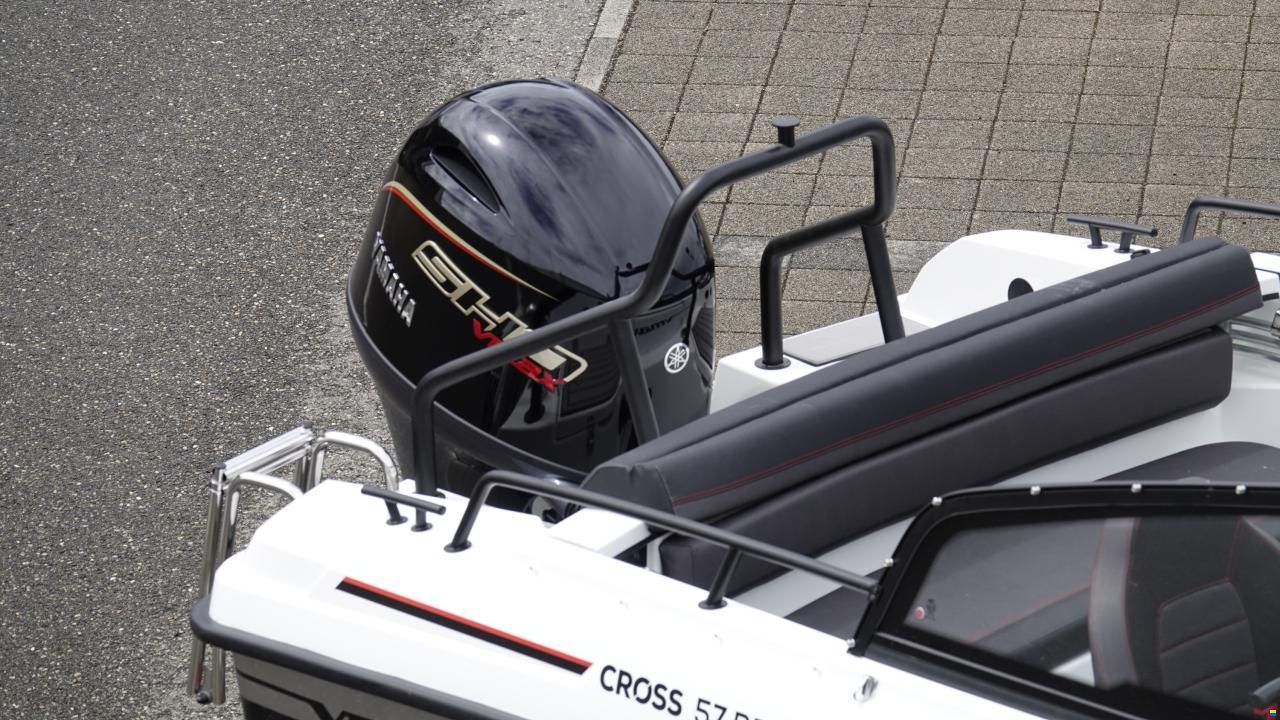 Yamarin Cross 57 BR Vmax Edition