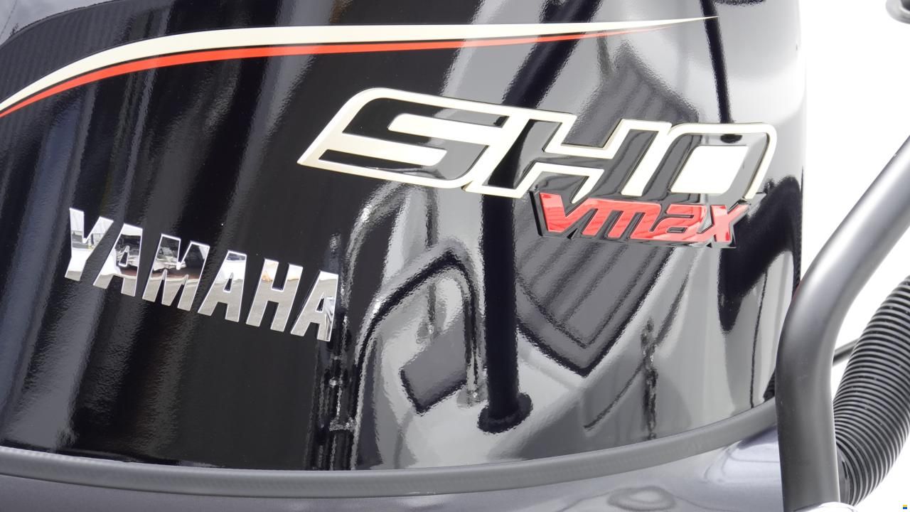 Yamarin Cross 57 BR Vmax Edition