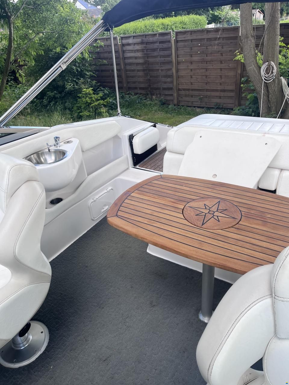 Regal 2250 Cuddy