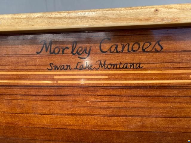 Morley Canoes / 17' Guide