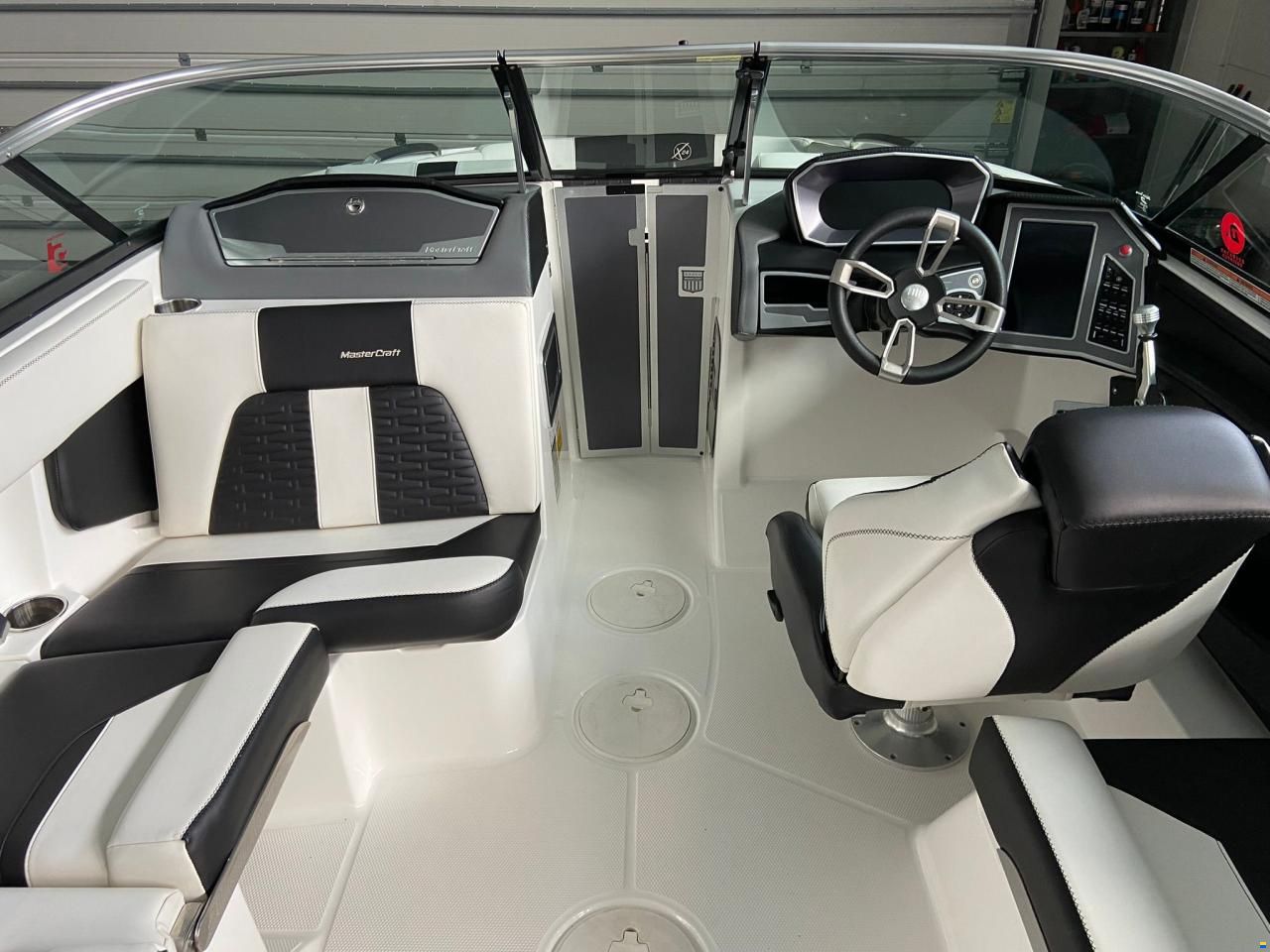 Mastercraft X24