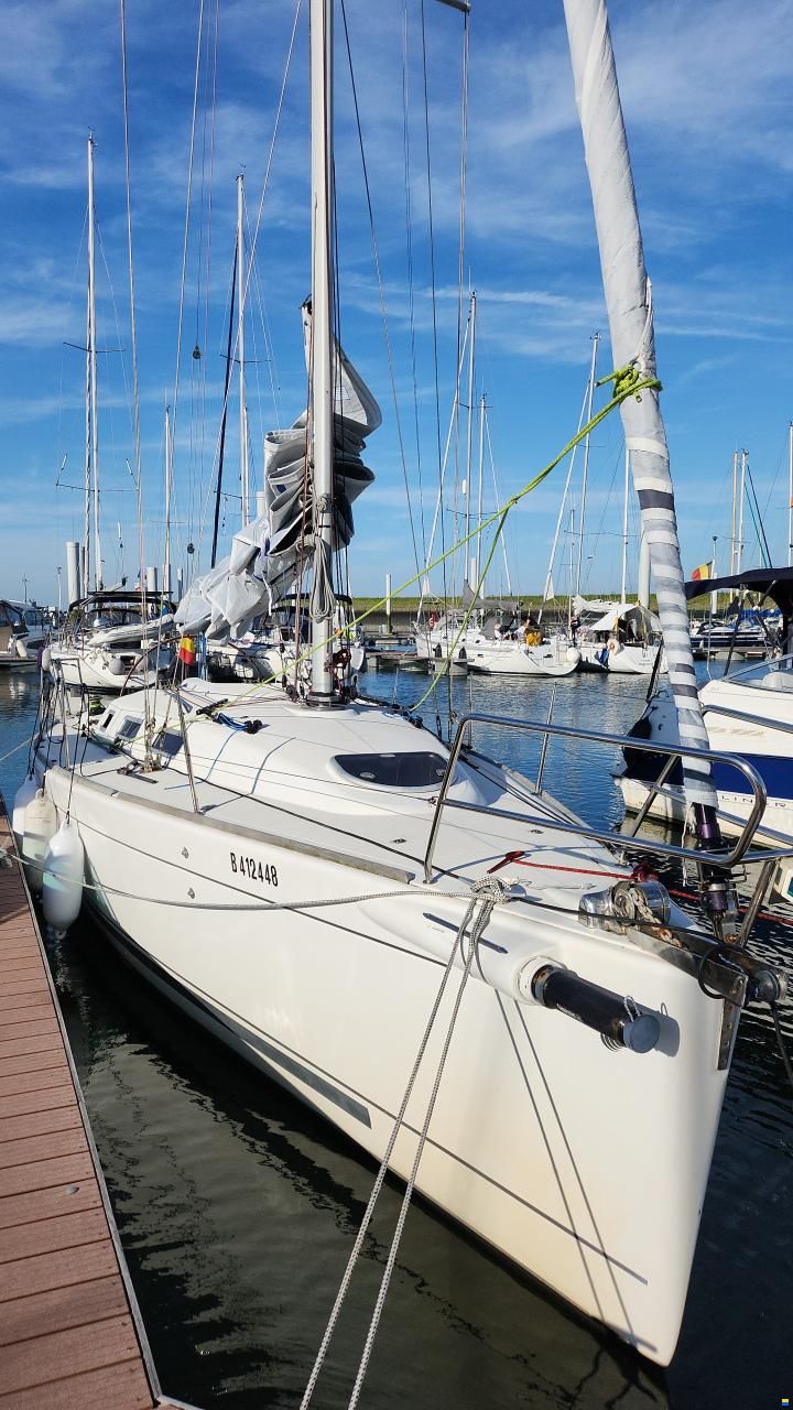 Beneteau First 34.7