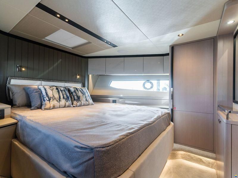 Sunseeker Manhattan 68 MKII