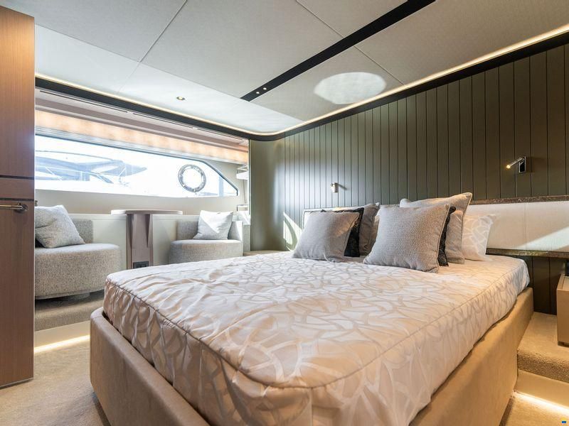 Sunseeker Manhattan 68 MKII