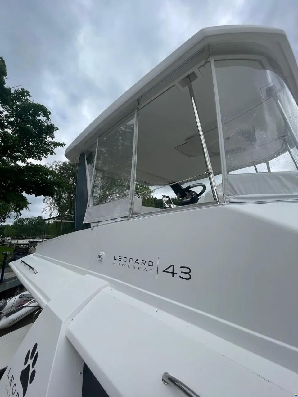 Leopard 43 Powercat