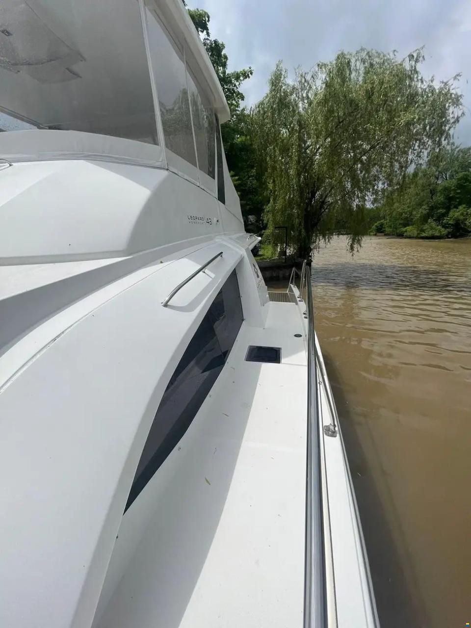 Leopard 43 Powercat