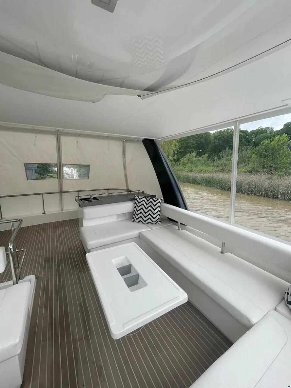 Leopard 43 Powercat