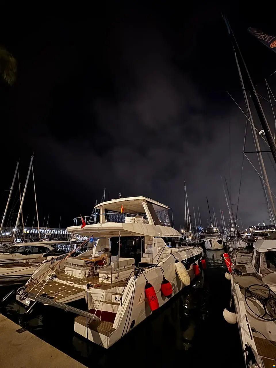 Leopard 53 Powercat