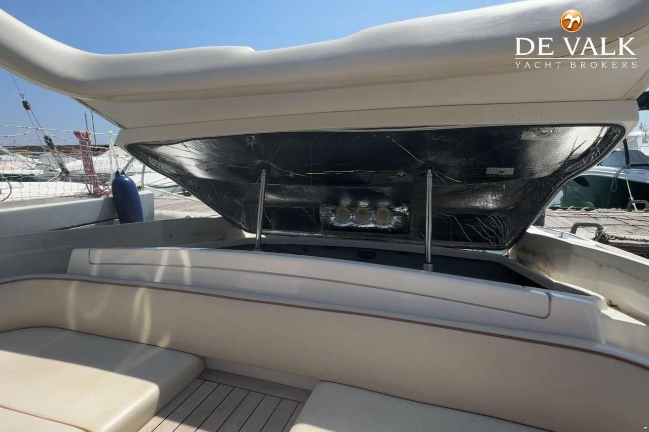 Chris Craft Corsair 28