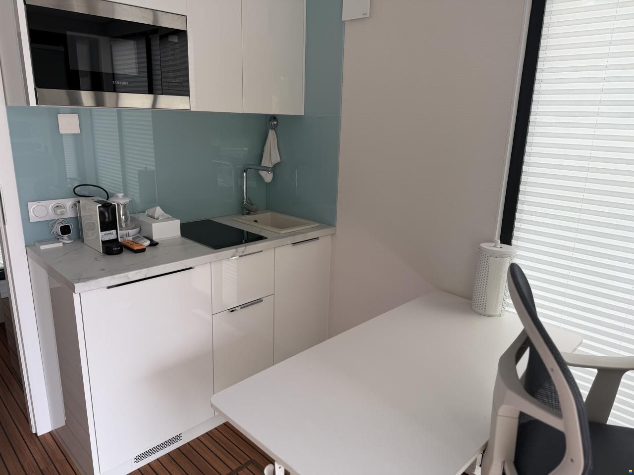 Aqua-House International Harmonia 400E