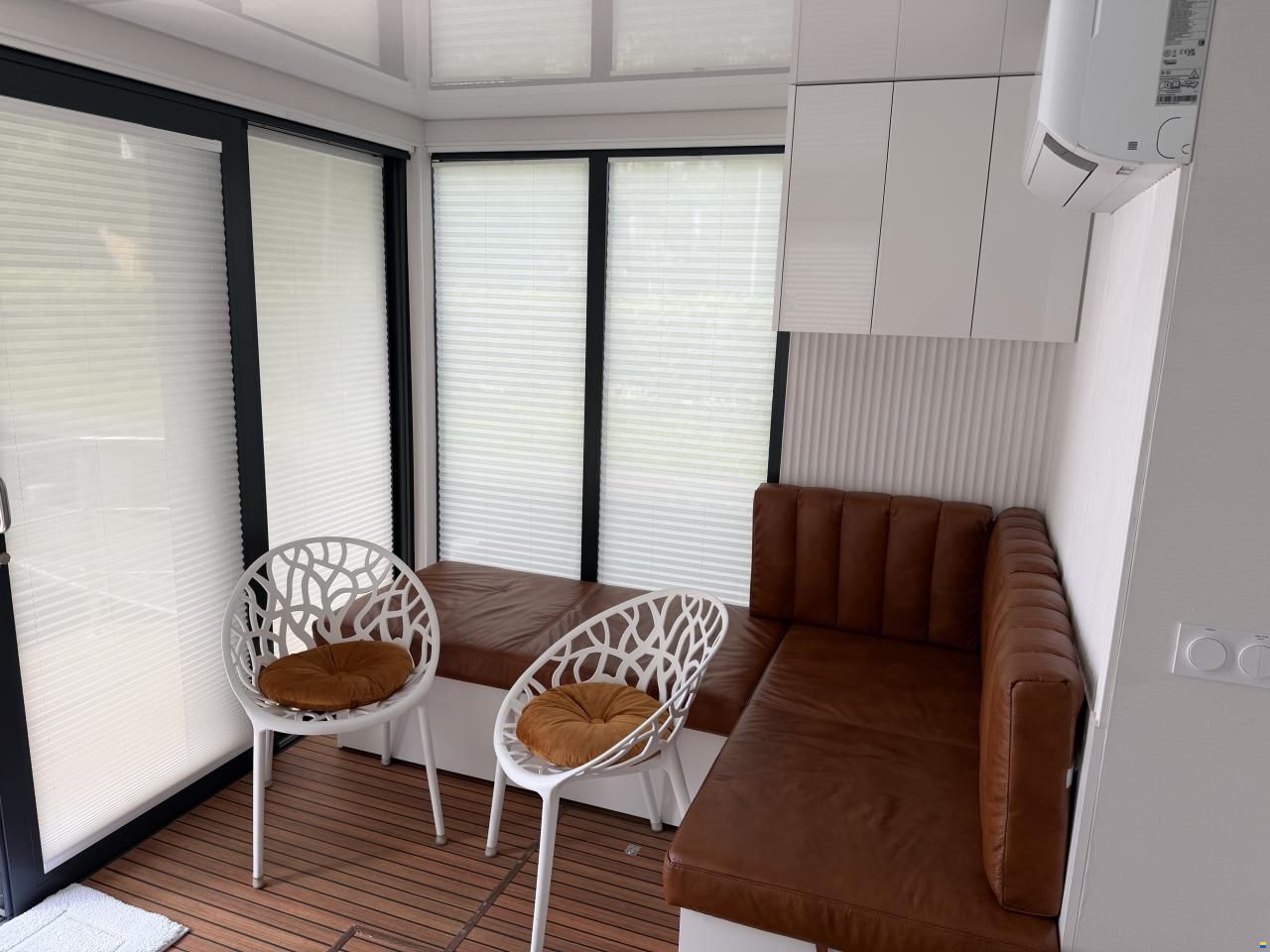 Aqua-House International Harmonia 400E