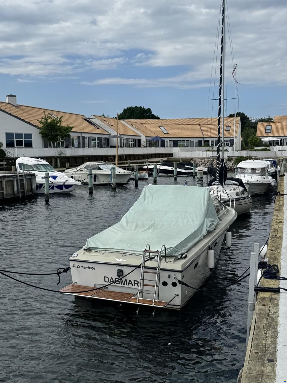 Coronet 24 Midi