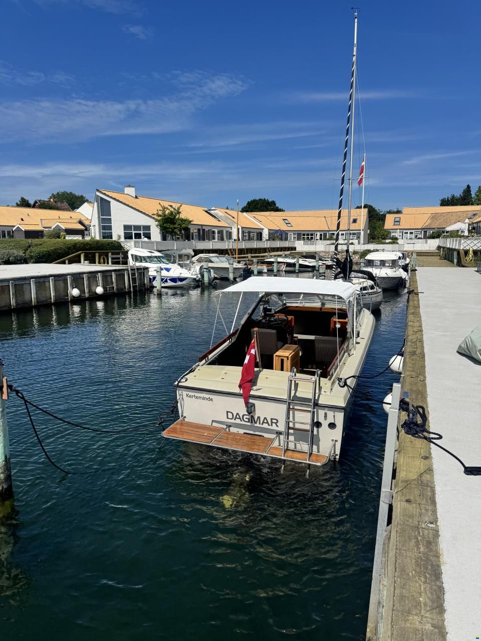 Coronet 24 Midi