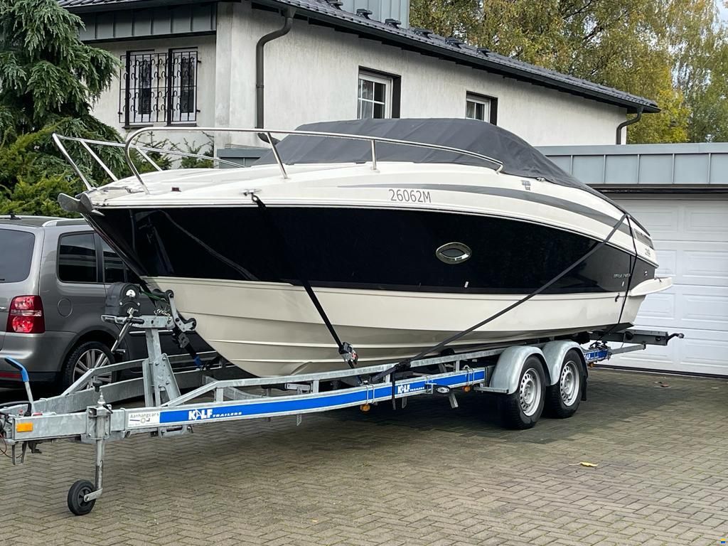 Bayliner 742 Cuddy R