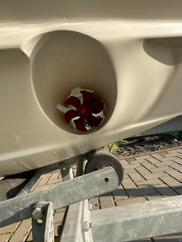 Bayliner 742 Cuddy R
