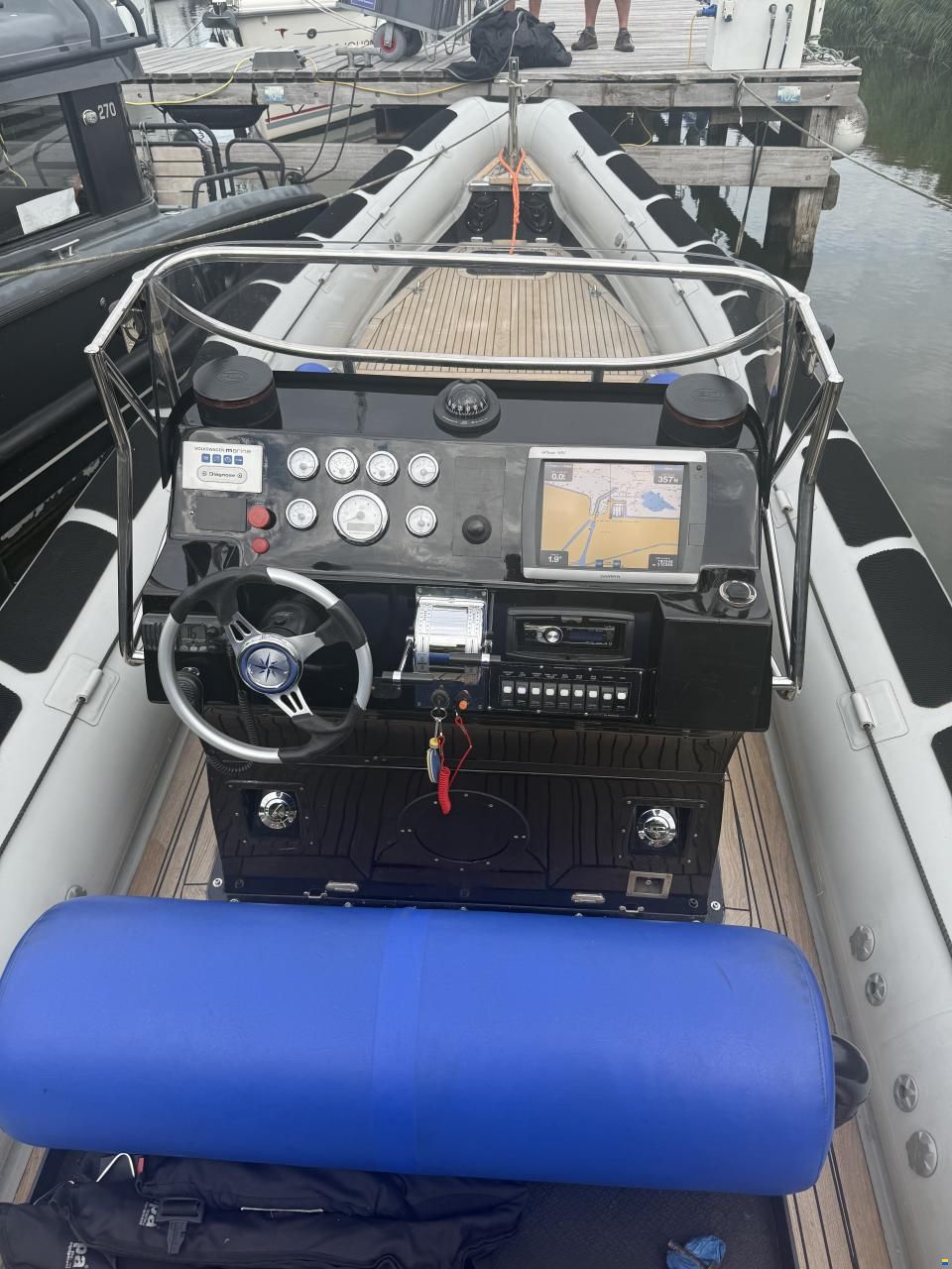 Blue Spirit RIB 900 Tender