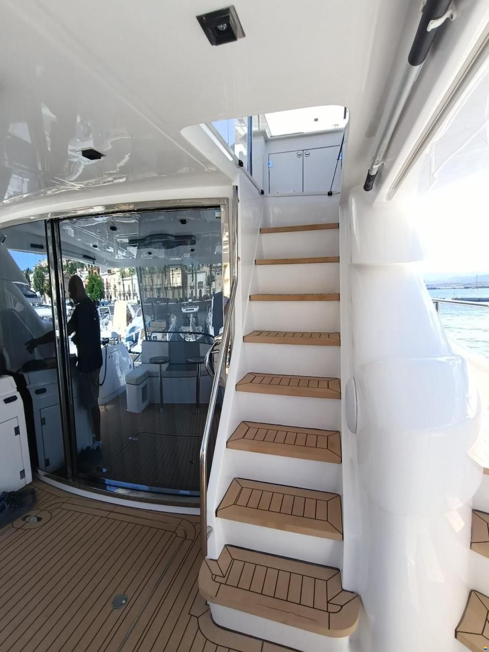 AICON Yachts 64