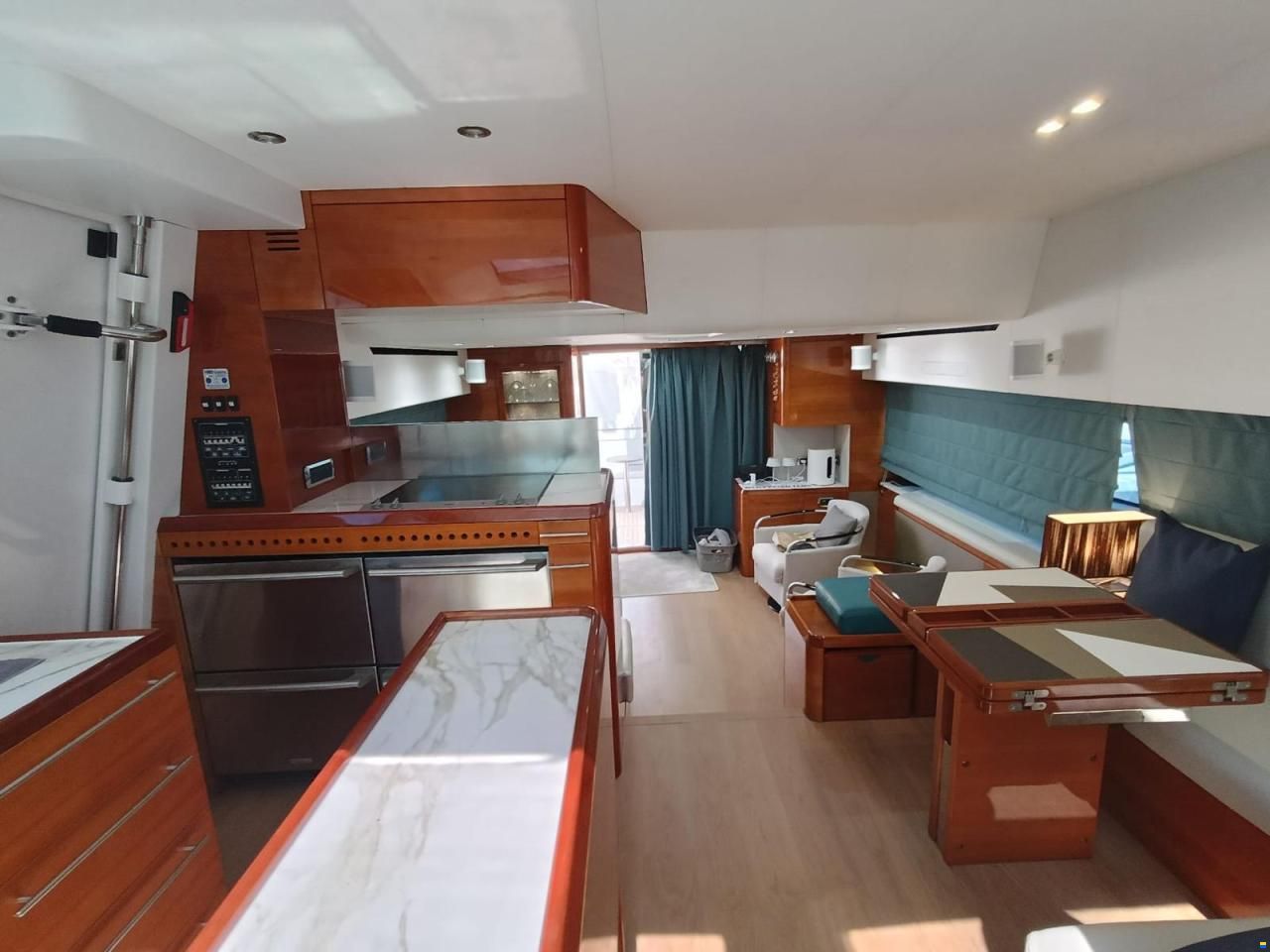 AICON Yachts 64