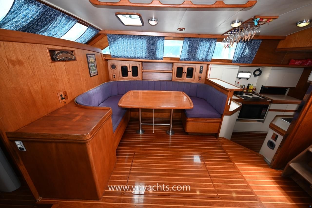 Gulfstar 54 Sailcruiser