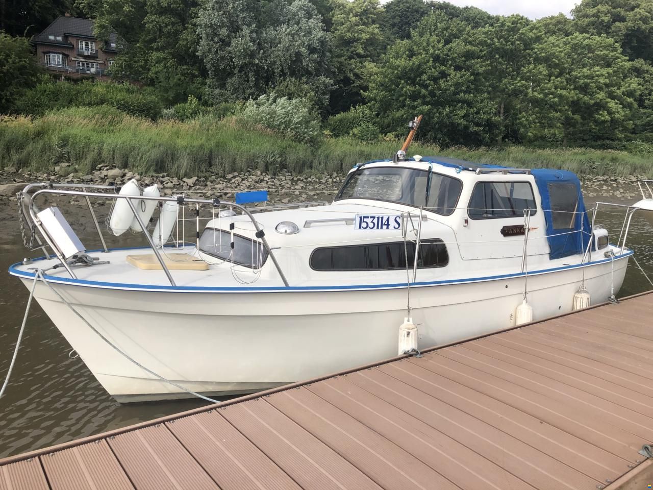 Albin 25 AK