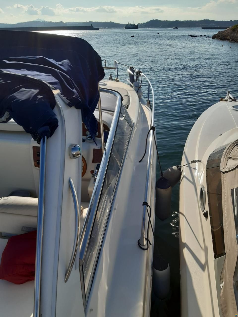 Man&ograve; Marine 32