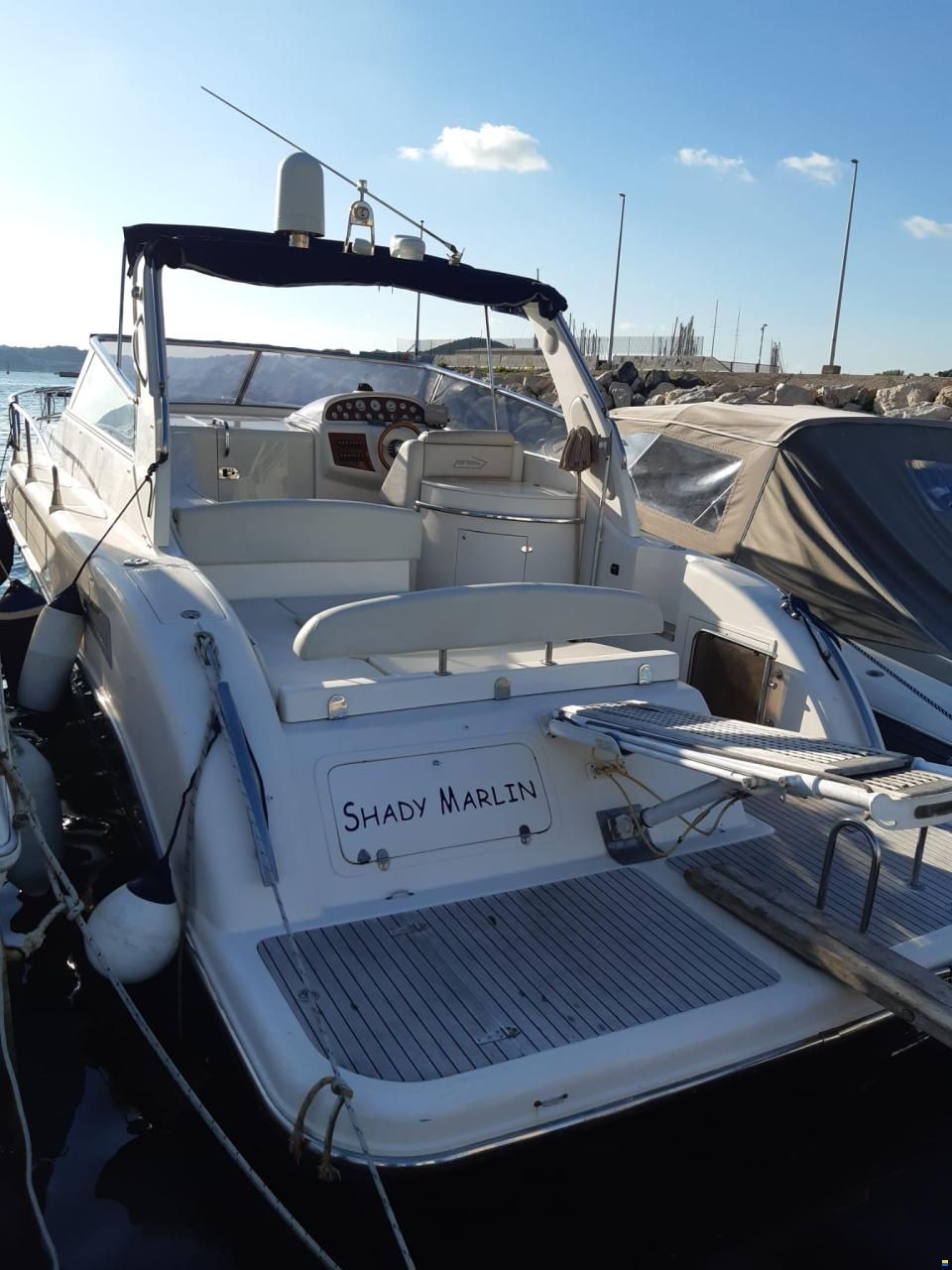 Man&ograve; Marine 32