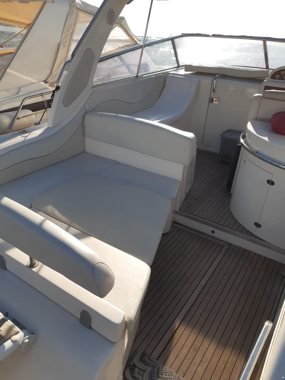 Man&ograve; Marine 32