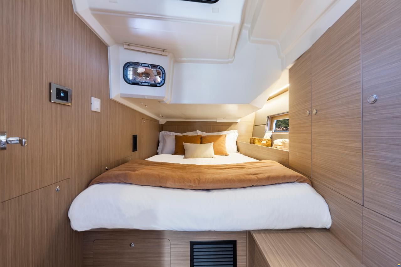 Beneteau Oceanis 47_ First line