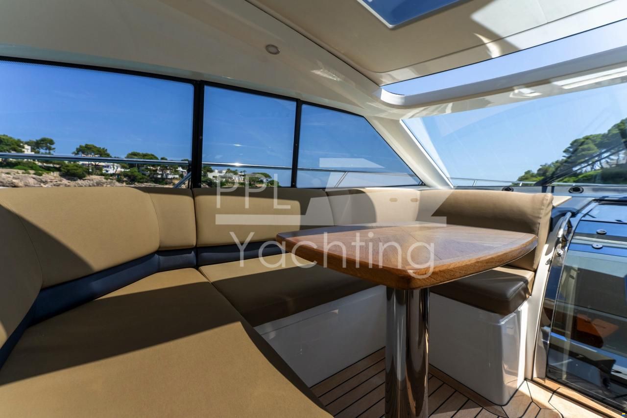 Princess V53
